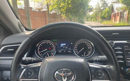 Toyota Camry, 2019 год, 2 780 000 рублей, 6 фотография