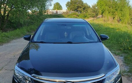 Toyota Camry, 2015 год, 1 950 000 рублей, 3 фотография