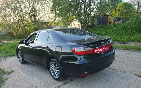 Toyota Camry, 2015 год, 1 950 000 рублей, 4 фотография