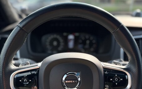 Volvo XC90 II рестайлинг, 2018 год, 4 600 000 рублей, 28 фотография