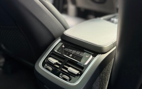 Volvo XC90 II рестайлинг, 2018 год, 4 600 000 рублей, 33 фотография