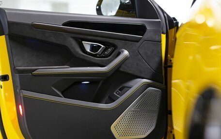 Lamborghini Urus I, 2025 год, 39 600 000 рублей, 16 фотография