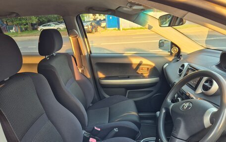 Toyota Ist II, 2004 год, 560 000 рублей, 12 фотография