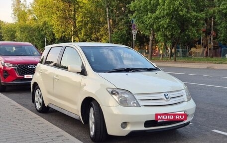 Toyota Ist II, 2004 год, 560 000 рублей, 3 фотография