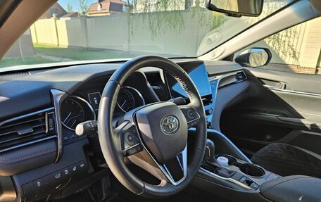 Toyota Camry, 2021 год, 4 400 000 рублей, 8 фотография
