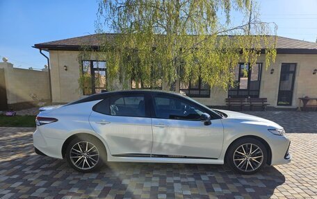 Toyota Camry, 2021 год, 4 400 000 рублей, 5 фотография