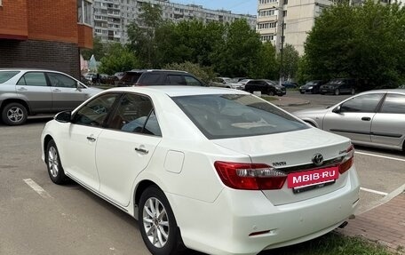 Toyota Camry, 2014 год, 1 990 000 рублей, 5 фотография