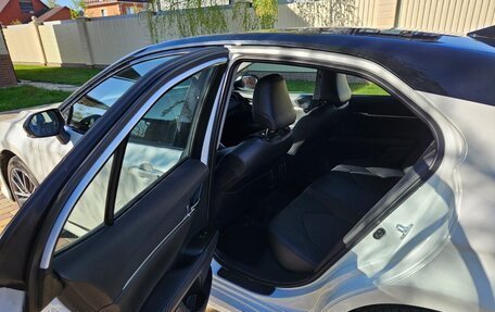Toyota Camry, 2021 год, 4 400 000 рублей, 11 фотография