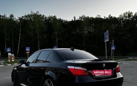 BMW 5 серия, 2004 год, 1 350 000 рублей, 4 фотография