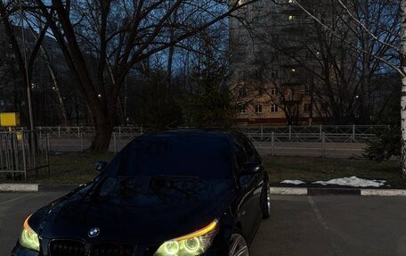 BMW 5 серия, 2004 год, 1 350 000 рублей, 16 фотография