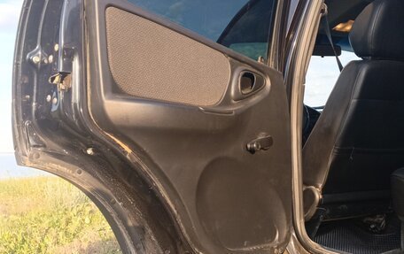 Chevrolet Niva I рестайлинг, 2010 год, 529 999 рублей, 16 фотография