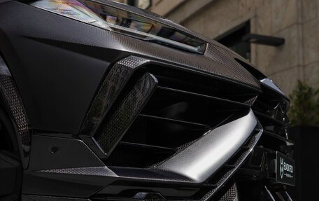 Lamborghini Urus I, 2025 год, 68 800 000 рублей, 23 фотография