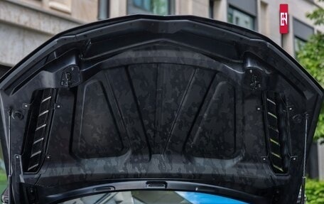 Lamborghini Urus I, 2025 год, 68 800 000 рублей, 27 фотография