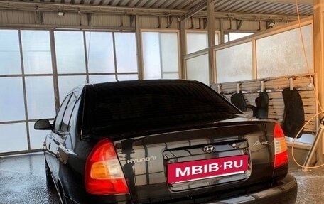 Hyundai Accent II, 2007 год, 340 000 рублей, 2 фотография