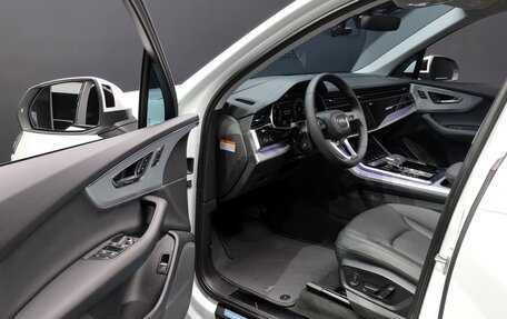 Audi Q7, 2023 год, 9 442 000 рублей, 11 фотография
