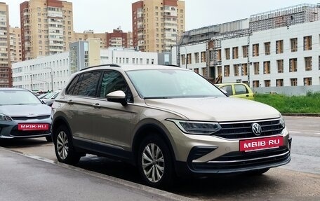 Volkswagen Tiguan II, 2022 год, 3 000 000 рублей, 3 фотография