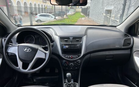 Hyundai Solaris II рестайлинг, 2013 год, 620 000 рублей, 6 фотография