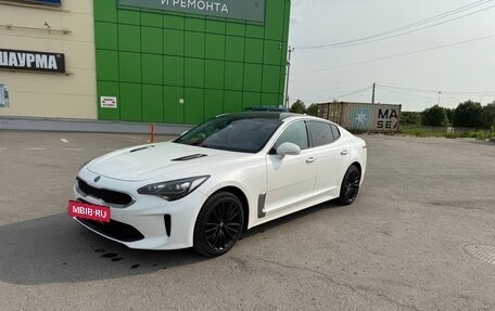 KIA Stinger I, 2018 год, 2 150 000 рублей, 2 фотография