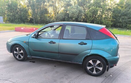 Ford Focus IV, 2001 год, 189 000 рублей, 2 фотография