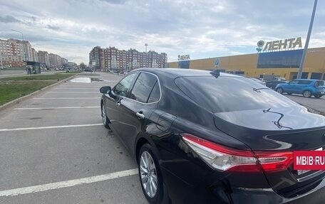 Toyota Camry, 2018 год, 2 650 000 рублей, 4 фотография