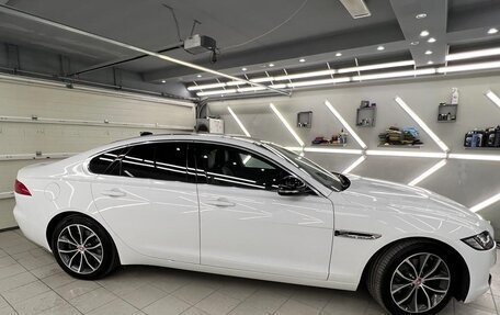 Jaguar XF II, 2019 год, 2 390 000 рублей, 1 фотография