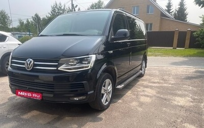 Volkswagen Caravelle T6 рестайлинг, 2015 год, 3 155 000 рублей, 1 фотография