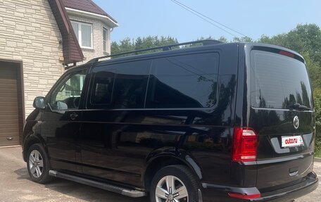 Volkswagen Caravelle T6 рестайлинг, 2015 год, 3 155 000 рублей, 4 фотография