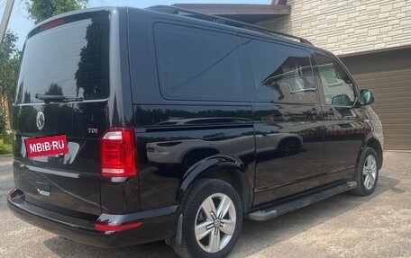 Volkswagen Caravelle T6 рестайлинг, 2015 год, 3 155 000 рублей, 3 фотография
