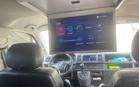 Volkswagen Caravelle T6 рестайлинг, 2015 год, 3 155 000 рублей, 8 фотография