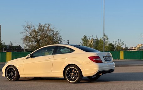 Mercedes-Benz C-Класс, 2011 год, 1 500 000 рублей, 6 фотография
