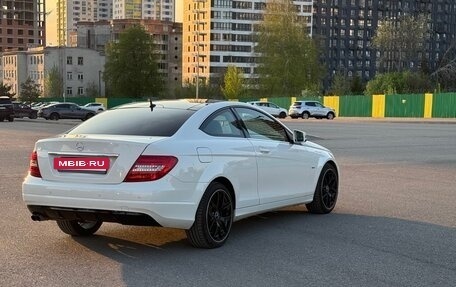 Mercedes-Benz C-Класс, 2011 год, 1 500 000 рублей, 7 фотография