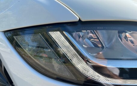 Jaguar XF II, 2019 год, 2 390 000 рублей, 21 фотография