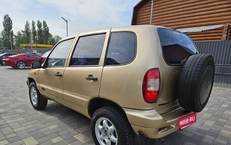 Chevrolet Niva I рестайлинг, 2005 год, 399 000 рублей, 3 фотография