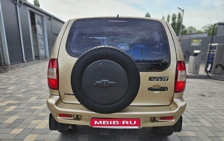 Chevrolet Niva I рестайлинг, 2005 год, 399 000 рублей, 11 фотография
