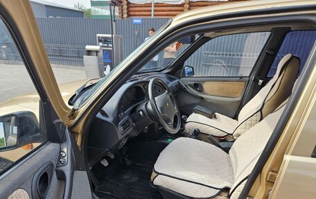 Chevrolet Niva I рестайлинг, 2005 год, 399 000 рублей, 22 фотография