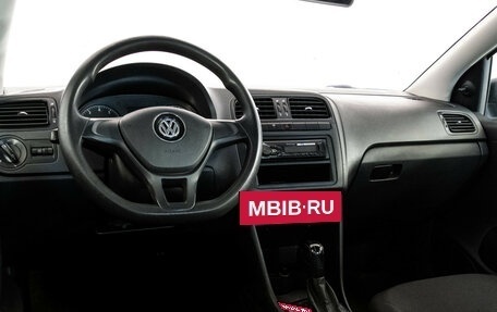 Volkswagen Polo VI (EU Market), 2016 год, 449 000 рублей, 11 фотография
