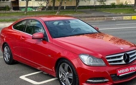 Mercedes-Benz C-Класс, 2011 год, 1 800 000 рублей, 6 фотография