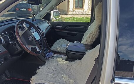 Cadillac Escalade III, 2013 год, 3 100 000 рублей, 7 фотография