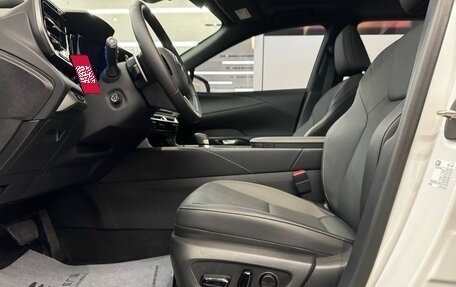 Lexus RX IV рестайлинг, 2024 год, 6 450 000 рублей, 9 фотография