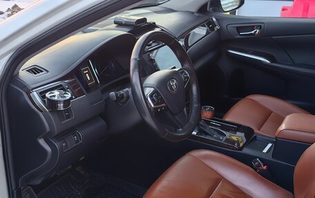 Toyota Camry, 2016 год, 2 600 000 рублей, 9 фотография