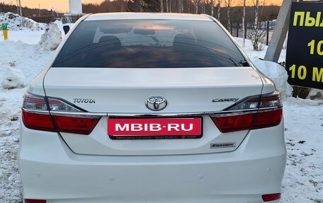 Toyota Camry, 2016 год, 2 600 000 рублей, 10 фотография