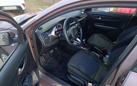 KIA Rio IV, 2021 год, 1 700 000 рублей, 3 фотография