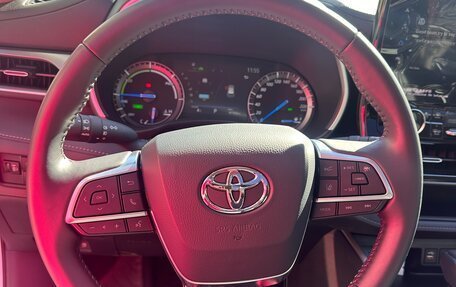 Toyota Highlander, 2023 год, 5 450 000 рублей, 6 фотография