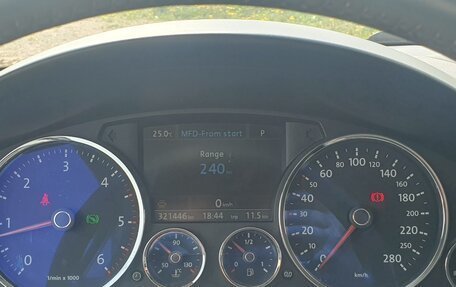 Volkswagen Touareg III, 2008 год, 1 050 000 рублей, 16 фотография