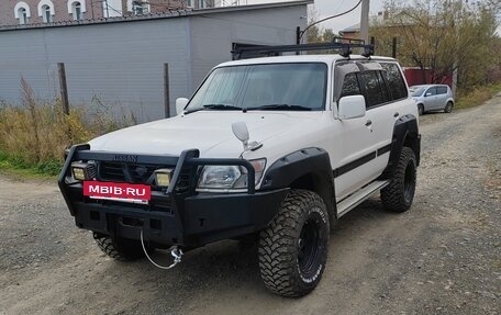 Nissan Safari IV, 1999 год, 2 000 000 рублей, 4 фотография