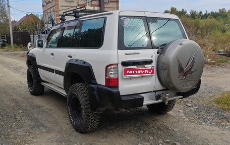 Nissan Safari IV, 1999 год, 2 000 000 рублей, 8 фотография
