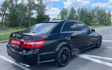 Mercedes-Benz E-Класс, 2012 год, 1 850 000 рублей, 2 фотография
