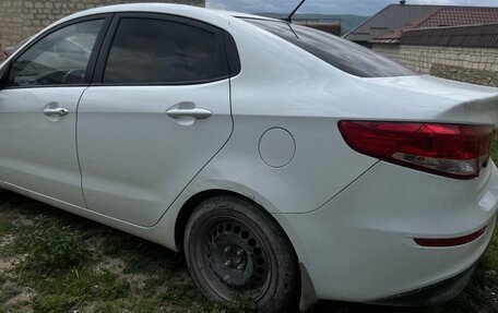 KIA Rio III рестайлинг, 2016 год, 720 000 рублей, 3 фотография