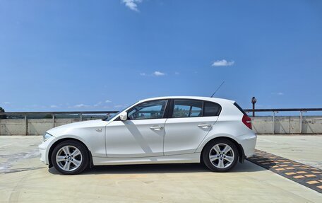 BMW 1 серия, 2011 год, 990 000 рублей, 6 фотография