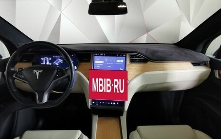 Tesla Model X I, 2020 год, 3 997 000 рублей, 11 фотография